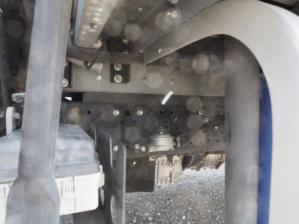 いすゞ エルフ 冷凍バン 小型 TPG-NMR85AN 年式 H27[写真51]