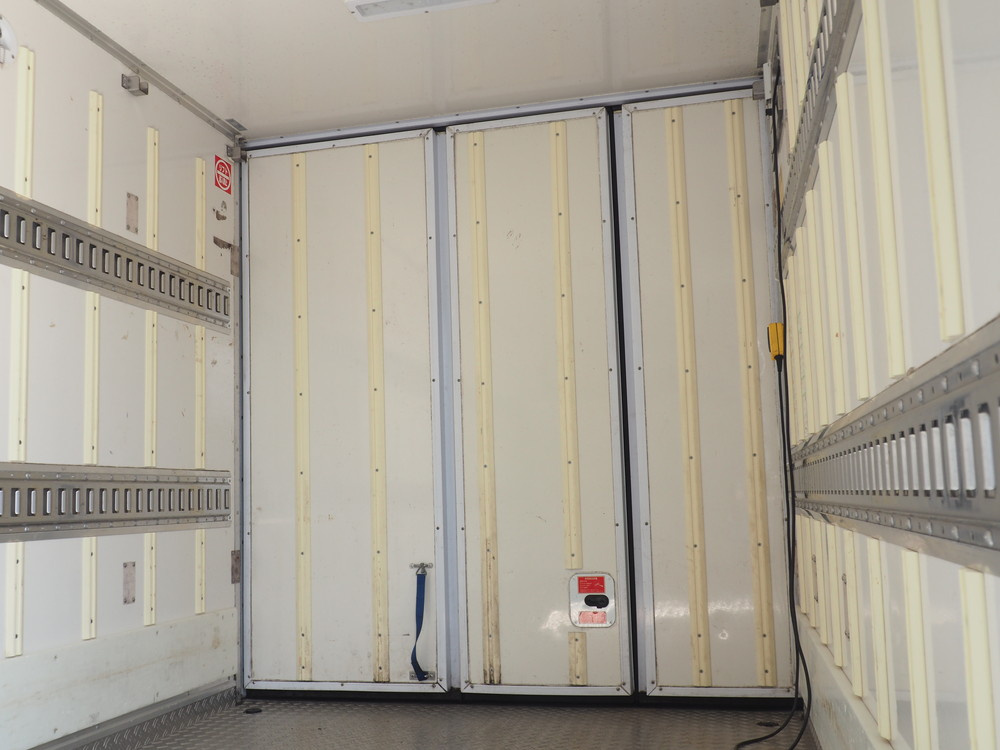 いすゞ エルフ 冷凍バン 小型 TPG-NMR85AN 年式 H27[写真25]