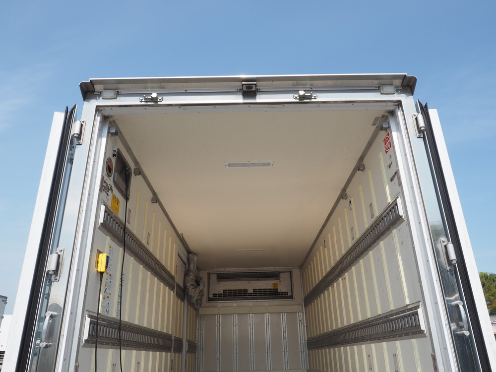 いすゞ エルフ 冷凍バン 小型 TPG-NMR85AN 年式 H27[写真21]