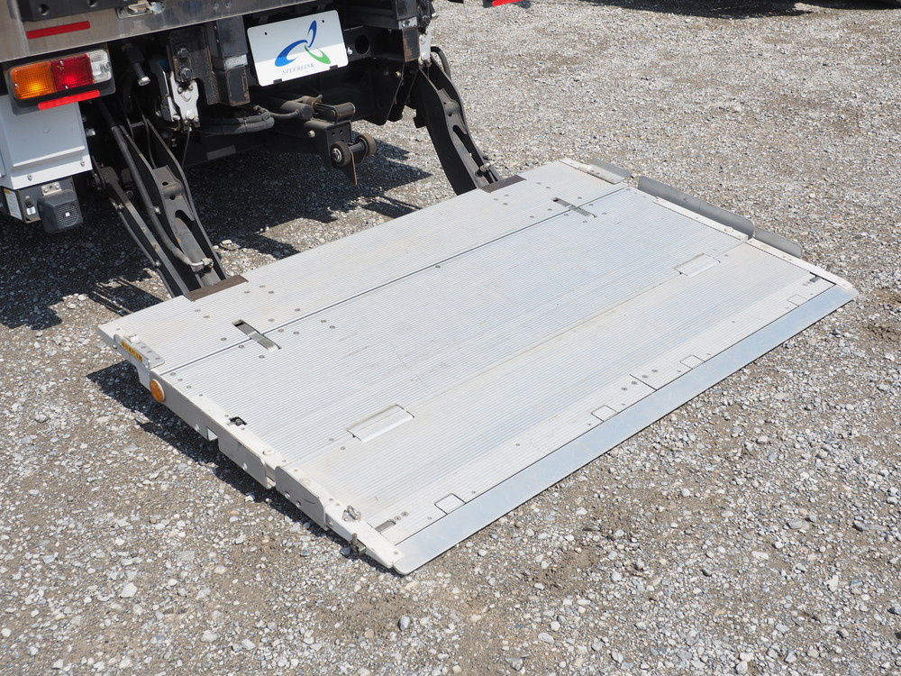 いすゞ エルフ 冷凍バン 小型 TPG-NMR85AN 年式 H27[写真31]