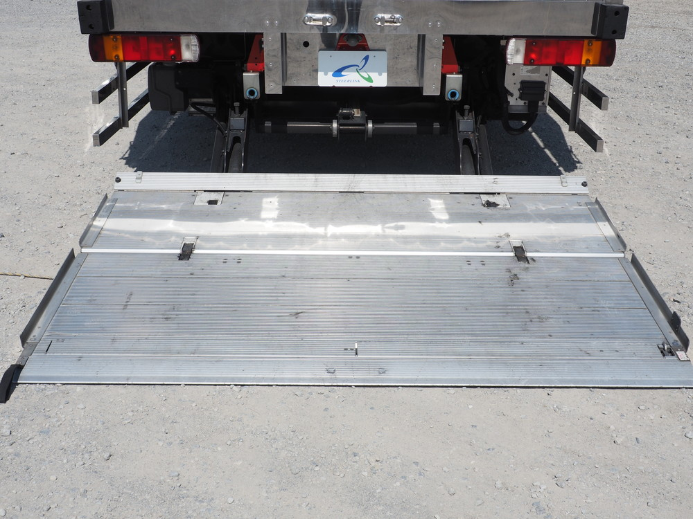 日野 レンジャー 冷凍バン 中型 TKG-FD7JLAG 年式 H25[写真36]