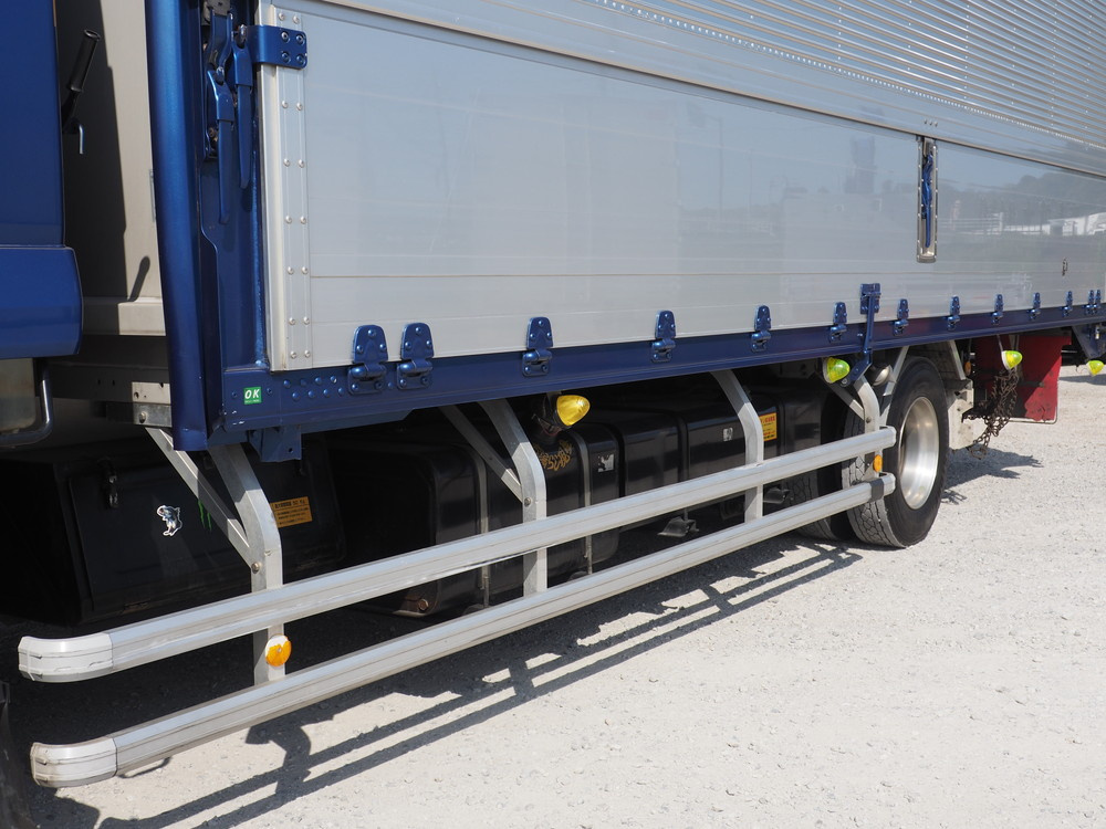 いすゞ フォワード ウイング車 中型 TKG-FRR90T2 年式 H26[写真18]