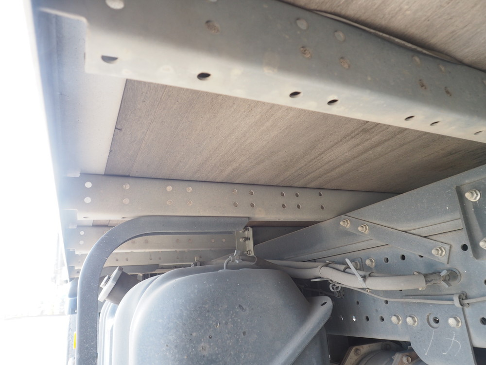 いすゞ エルフ バン車 小型 TKG-NLR85AN 年式 H24[写真42]