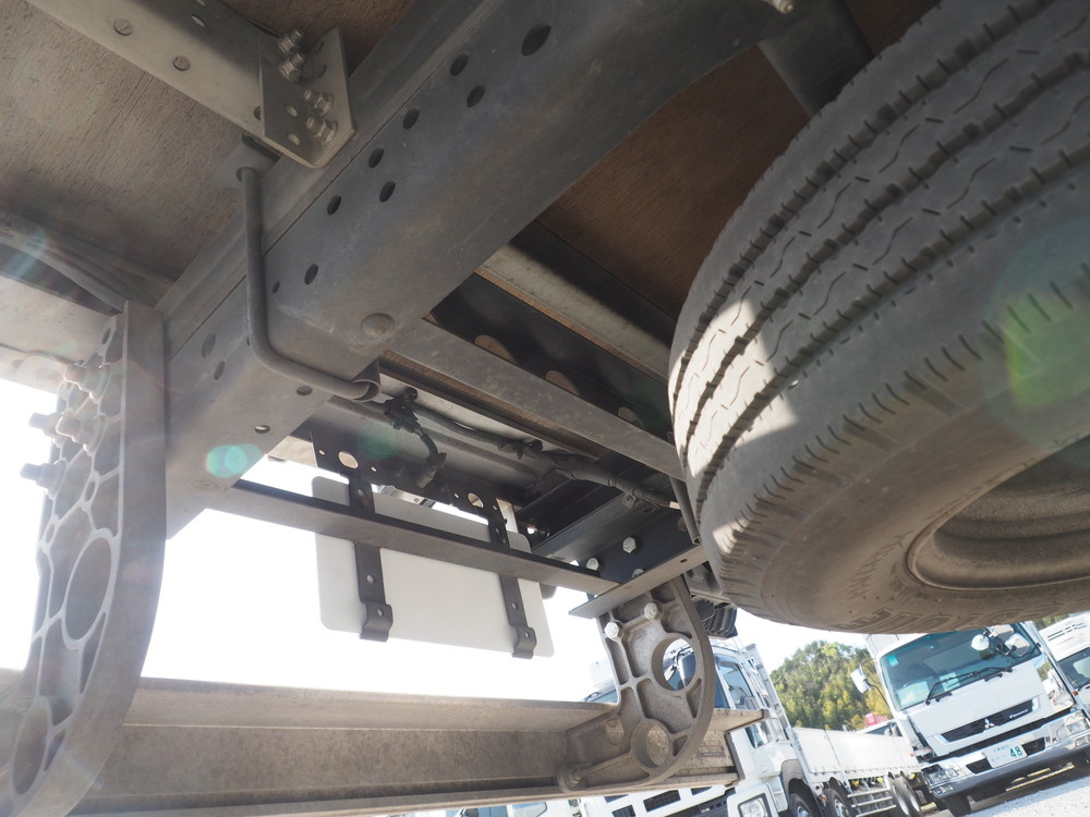 いすゞ エルフ バン車 小型 TKG-NLR85AN 年式 H24[写真44]