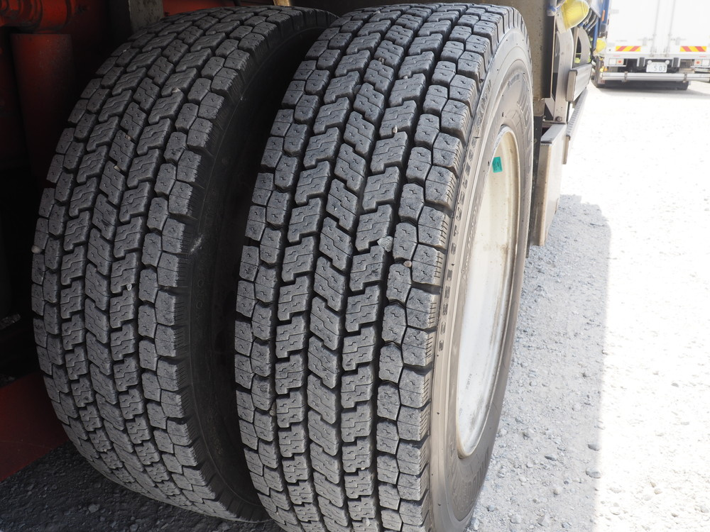 いすゞ ギガ 平ボディ 大型 QKG-CYJ77B 年式 H28[写真54]