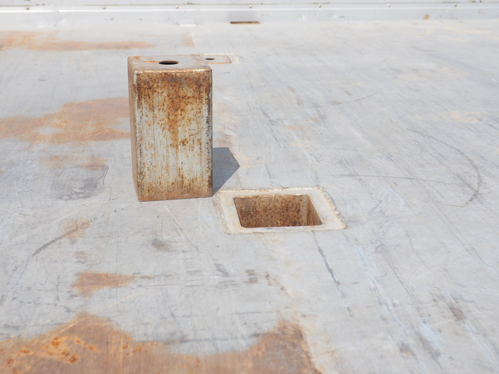 いすゞ ギガ 平ボディ 大型 QKG-CYJ77B 年式 H28[写真26]