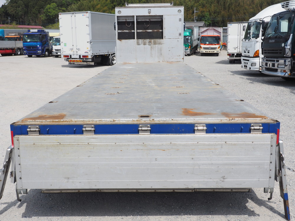 いすゞ ギガ 平ボディ 大型 QKG-CYJ77B 年式 H28[写真28]