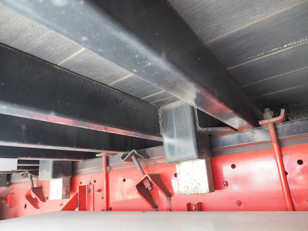 いすゞ ギガ 平ボディ 大型 QKG-CYJ77B 年式 H28[写真51]