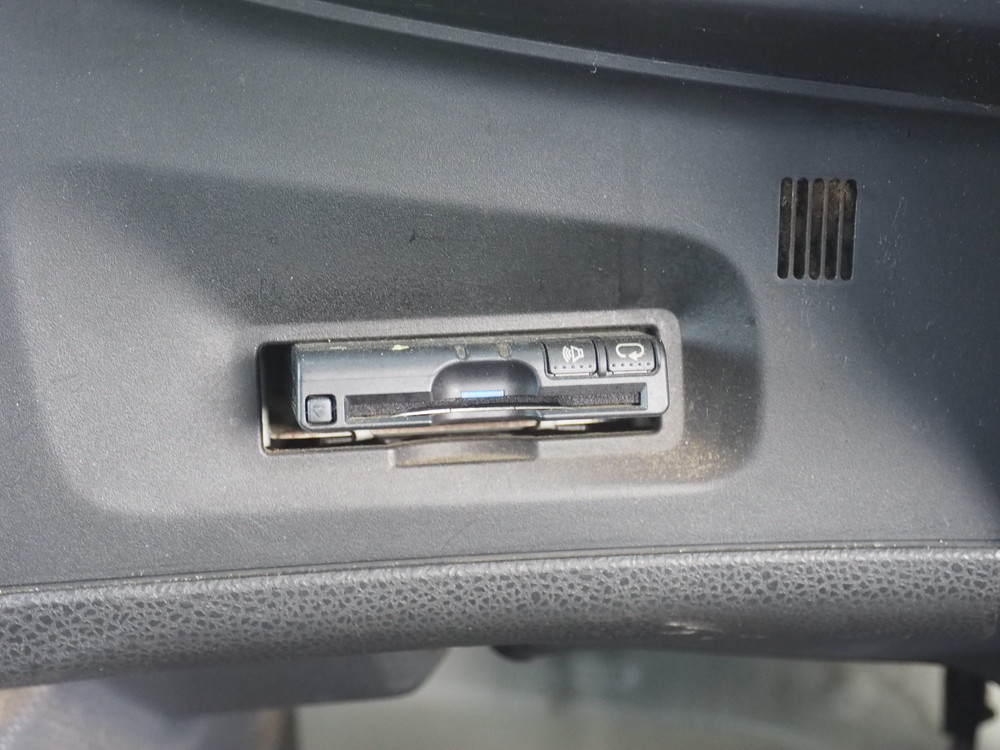 いすゞ ギガ 平ボディ 大型 QKG-CYJ77B 年式 H28[写真40]