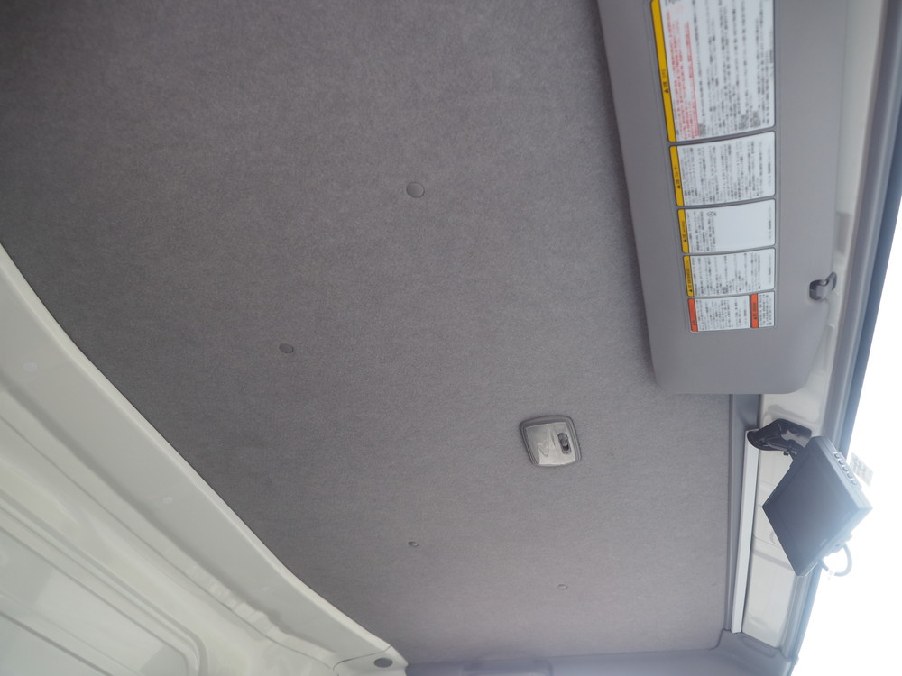 いすゞ エルフ バン車 小型 TPG-NPR85AN 年式 H27[写真31]