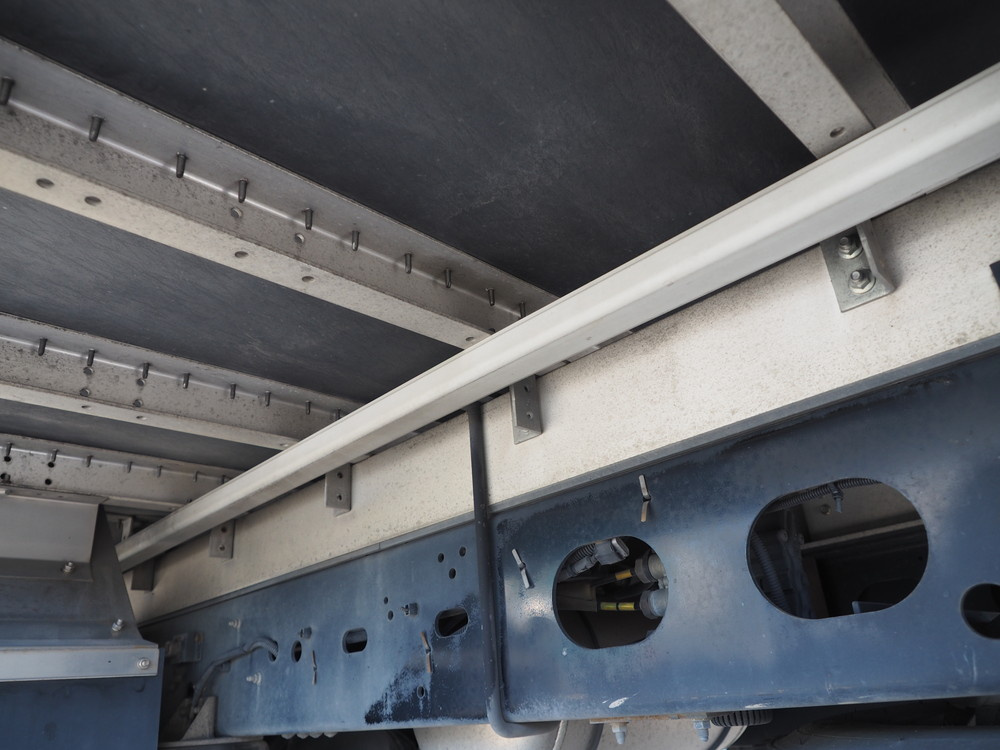 いすゞ フォワード ウイング車 中型 PDG-FRR34T2 年式 H20[写真42]