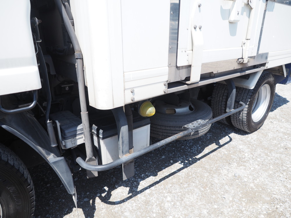 いすゞ エルフ 冷凍バン 小型 TKG-NLR85AN 年式 H24[写真13]