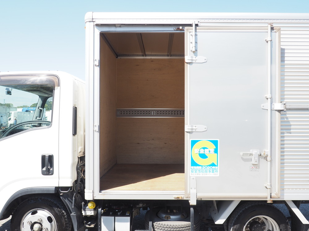 いすゞ エルフ バン車 小型 TRG-NLR85AN 年式 H27[写真16]