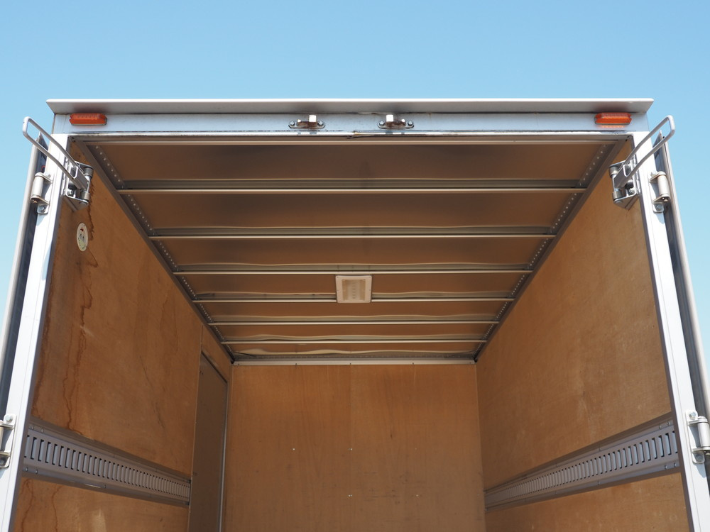 いすゞ エルフ バン車 小型 TRG-NLR85AN 年式 H27[写真25]