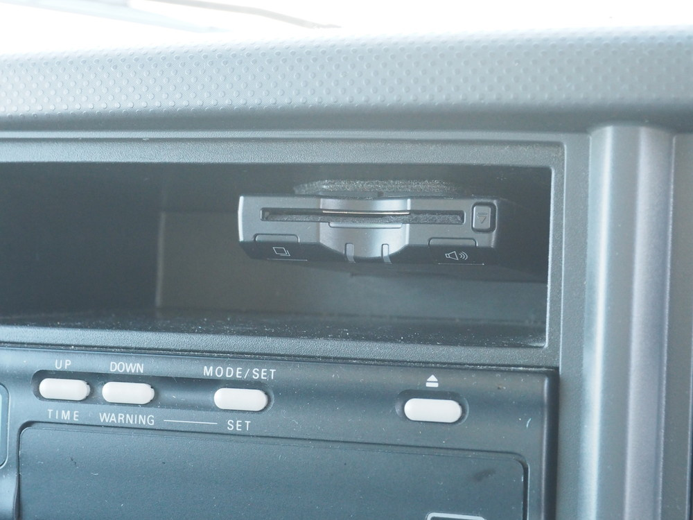 いすゞ エルフ バン車 小型 TRG-NLR85AN 年式 H27[写真35]