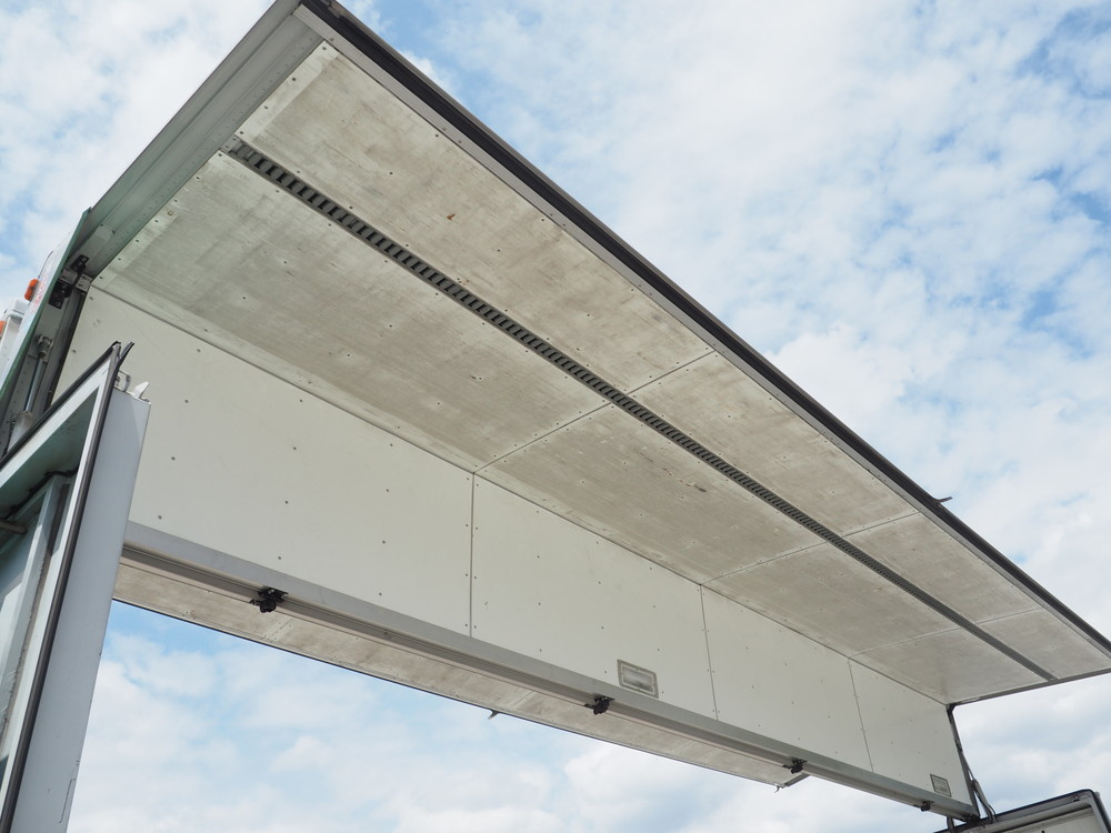 日野 グランドプロフィア ウイング車 大型 BKG-FW1EXYG 年式 H22[写真27]