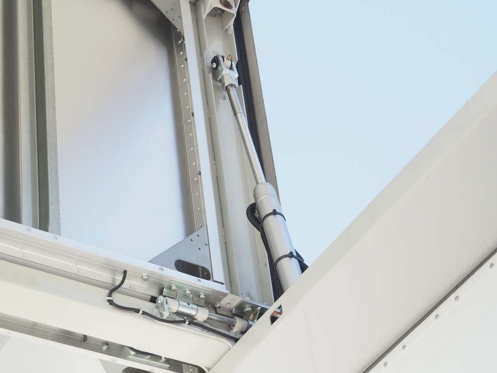 三菱ふそう スーパーグレート ウイング車 大型 QPG-FS65VZ 年式 H27[写真23]