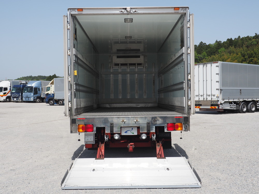 日野 レンジャー 冷凍バン 中型 TKG-FD9JLAA 年式 H28[写真32]