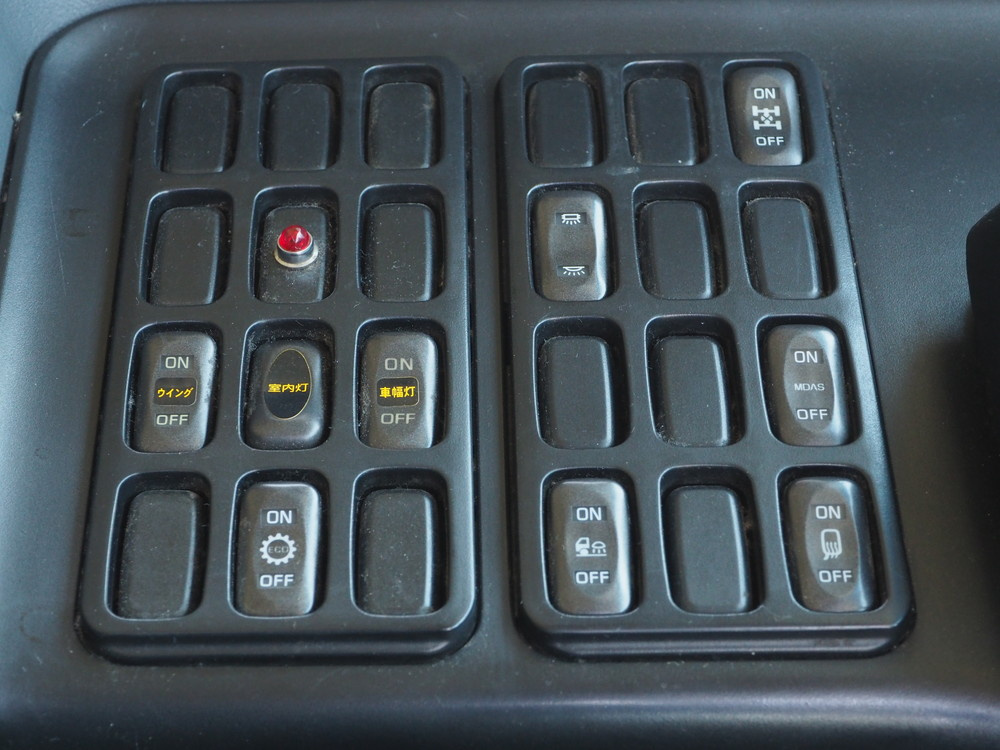 三菱ふそう スーパーグレート ウイング車 大型 BDG-FS54JZ 年式 H21[写真38]