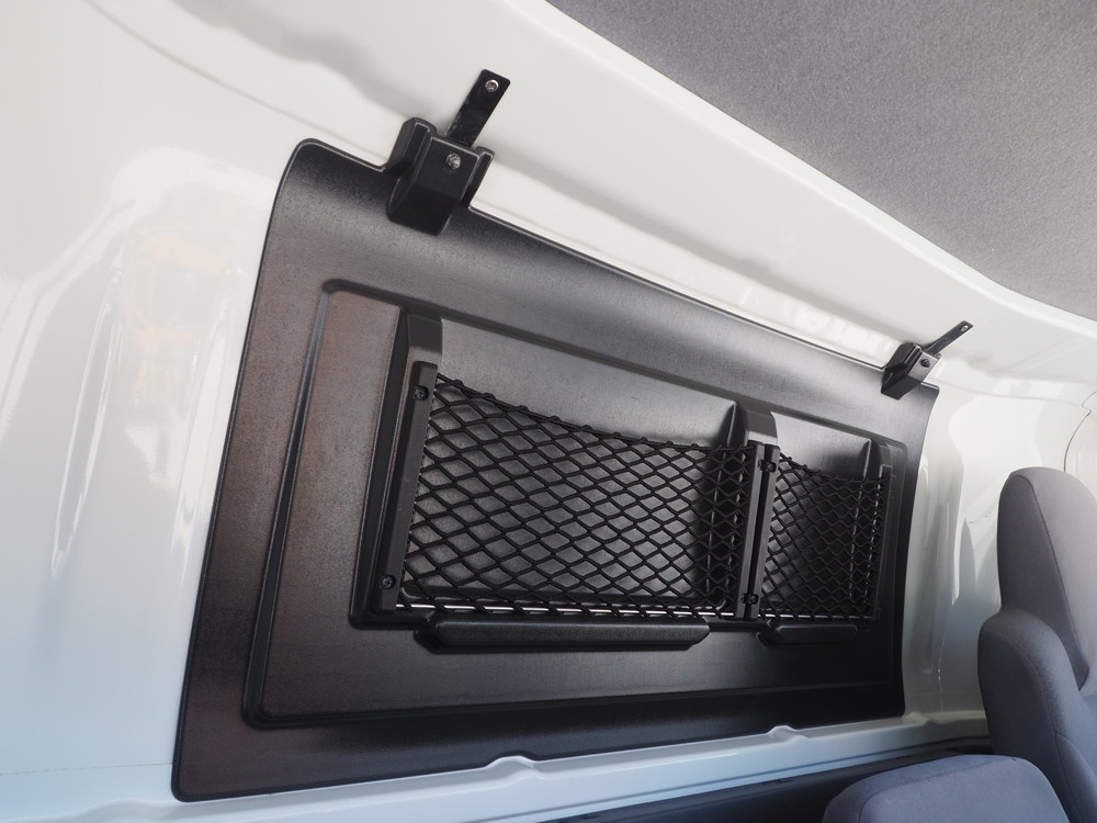 いすゞ エルフ バン車 小型 TPG-NPR85AN 年式 H28[写真40]