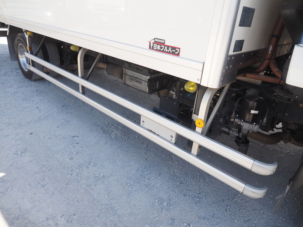 いすゞ フォワード 冷凍バン 中型 PDG-FRR34T2 年式 H22[写真12]