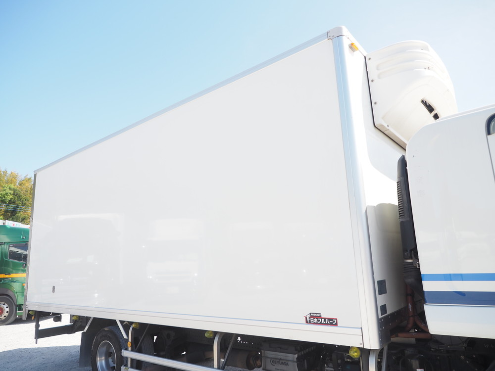 いすゞ フォワード 冷凍バン 中型 PDG-FRR34T2 年式 H22[写真11]