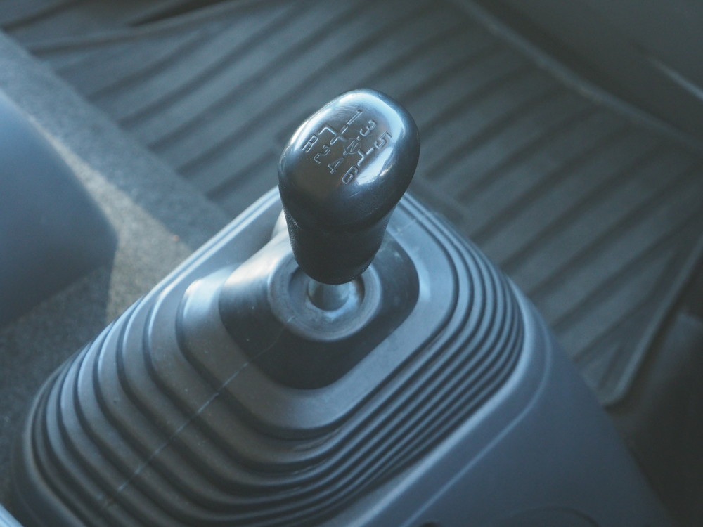 いすゞ フォワード 冷凍バン 中型 PDG-FRR34T2 年式 H22[写真27]