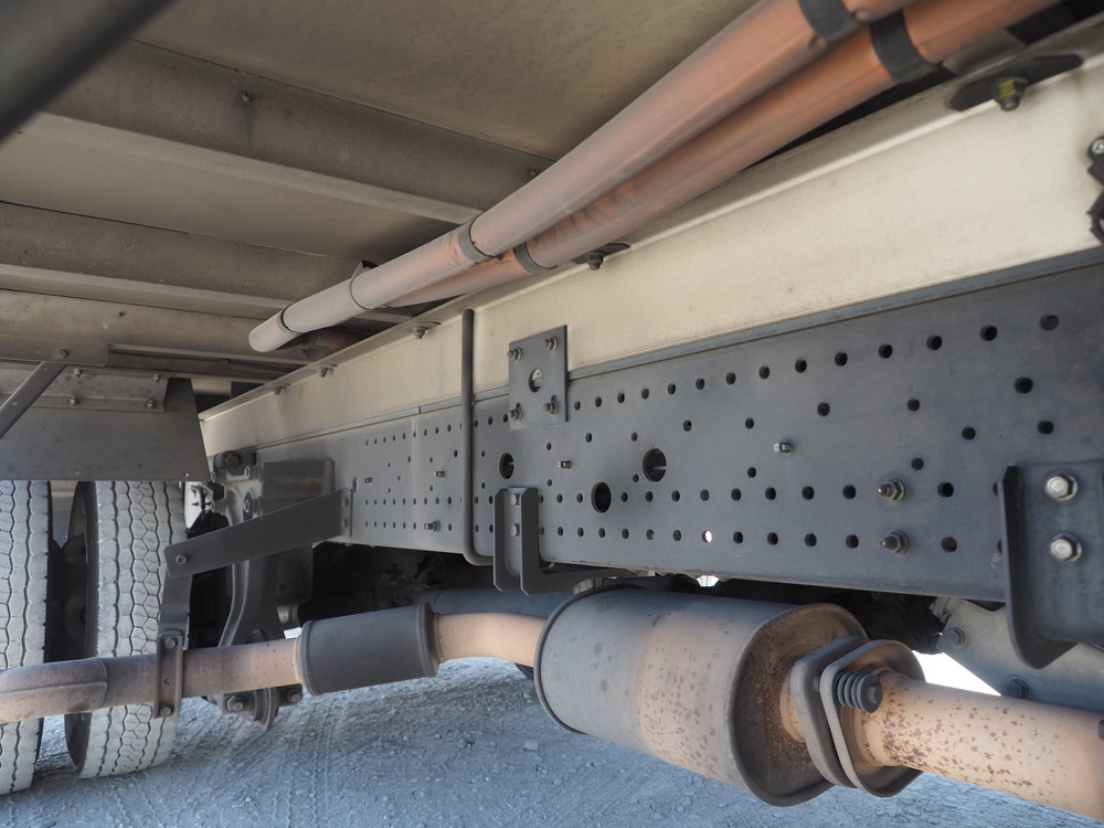 いすゞ フォワード 冷凍バン 中型 PDG-FRR34T2 年式 H22[写真36]