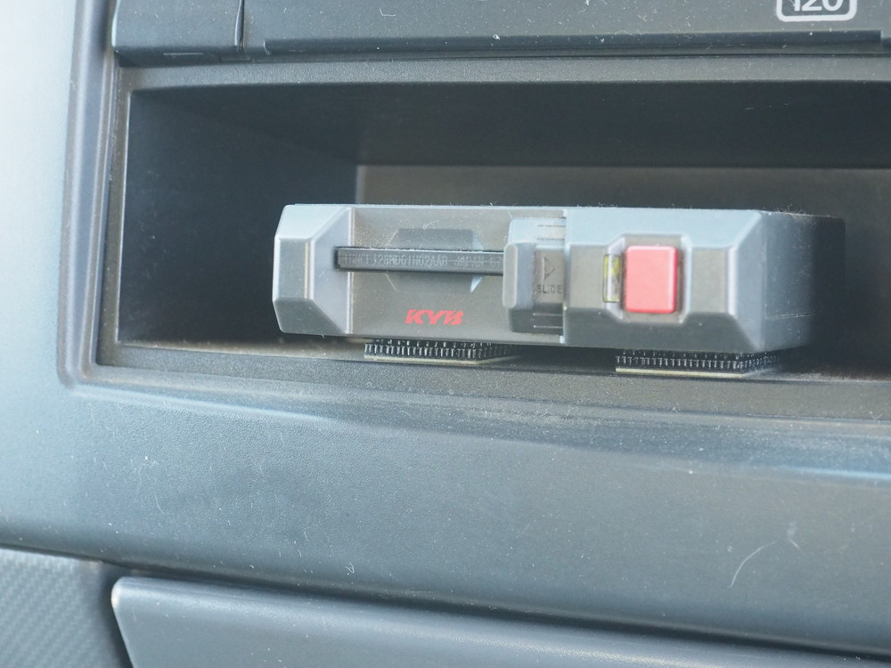 いすゞ フォワード ウイング車 中型 PKG-FRR90S2 年式 H23[写真45]