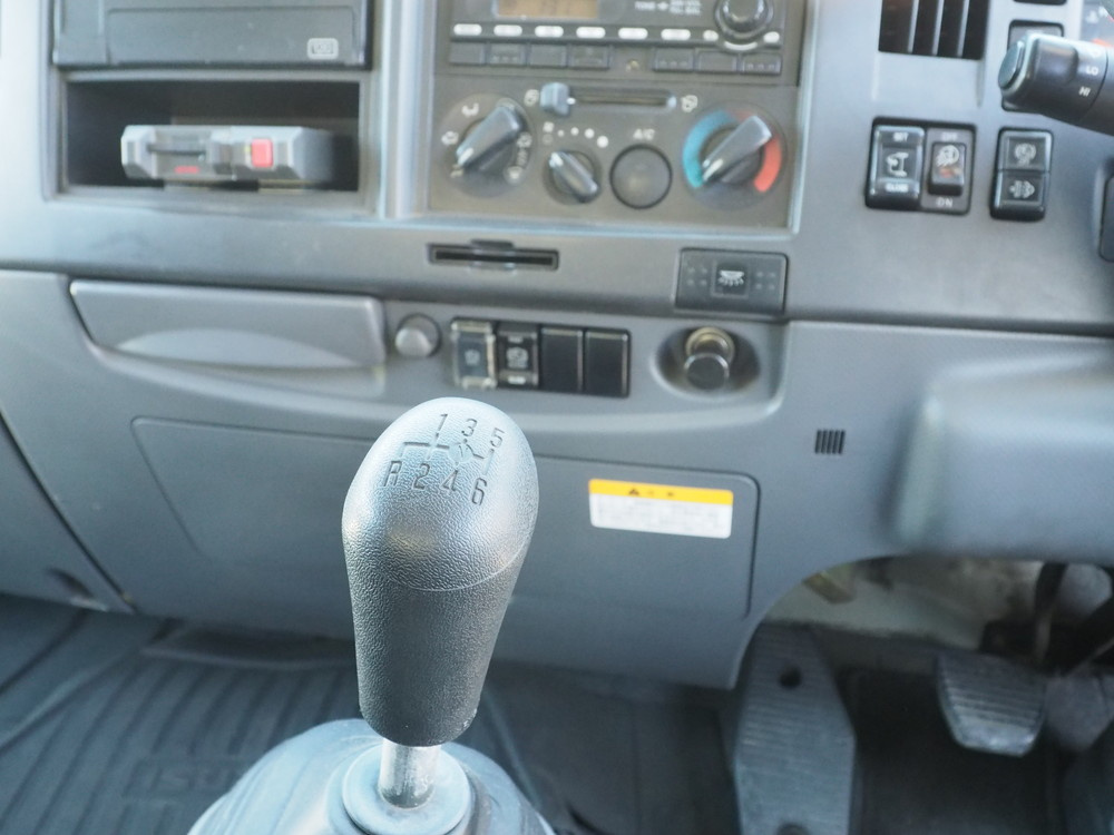 いすゞ フォワード ウイング車 中型 PKG-FRR90S2 年式 H23[写真38]