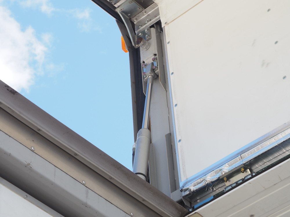 日野 グランドプロフィア 冷凍ウイング 大型 QKG-FW1EXEJ 年式 H26[写真16]