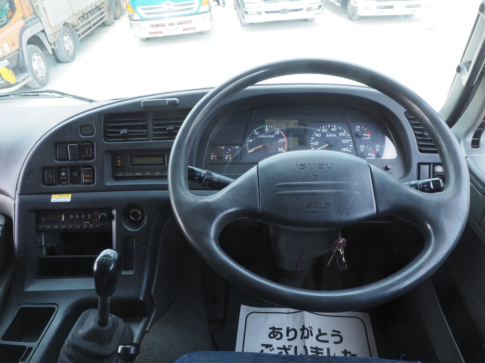 いすゞ ギガ ウイング車 大型 PDG-CYJ77W8 年式 H20[写真32]