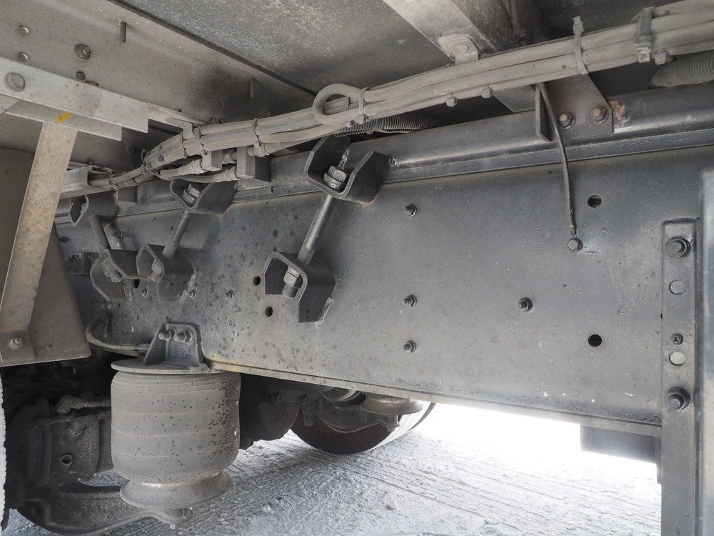 いすゞ ギガ ウイング車 大型 PDG-CYJ77W8 年式 H20[写真41]