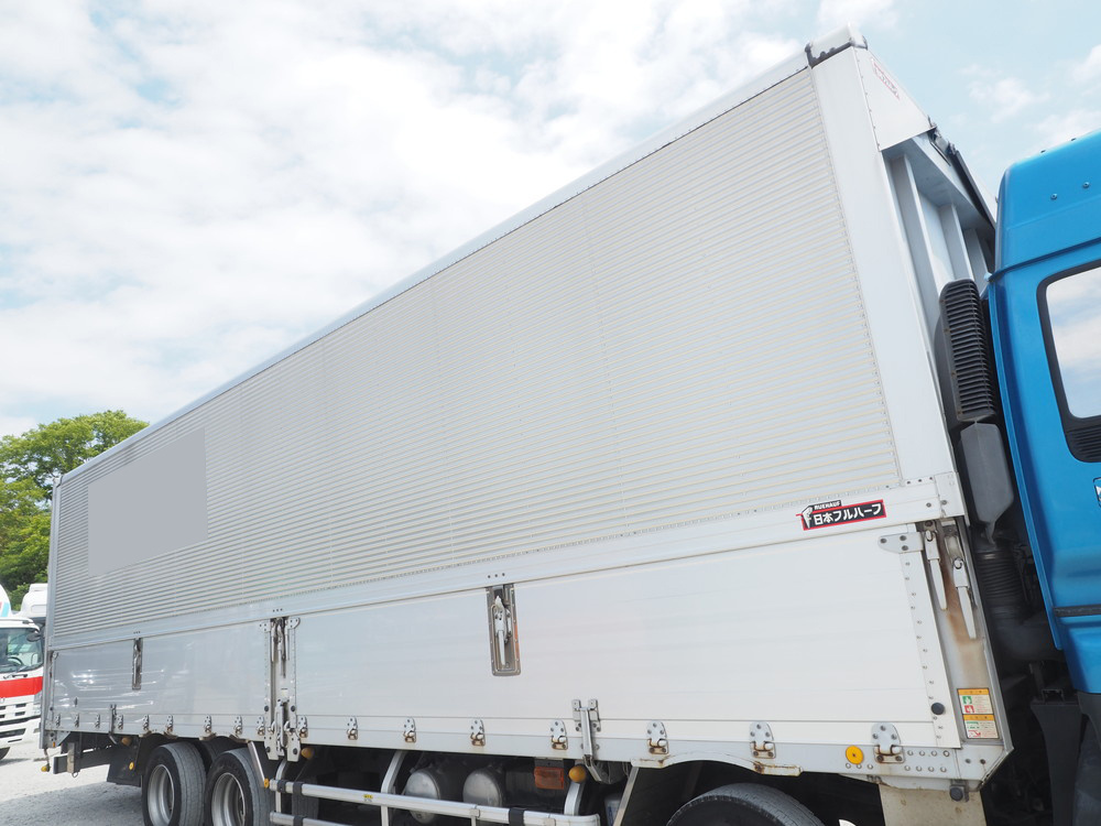 いすゞ ギガ ウイング車 大型 PDG-CYJ77W8 年式 H20[写真11]