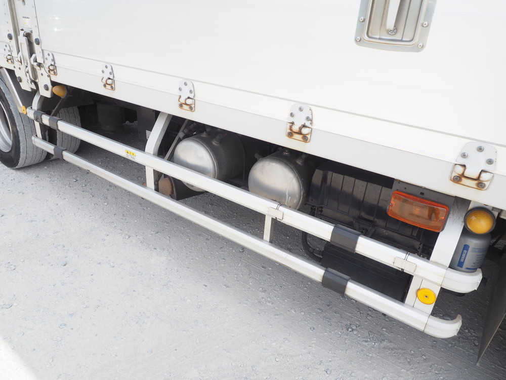 いすゞ ギガ ウイング車 大型 PDG-CYJ77W8 年式 H20[写真12]