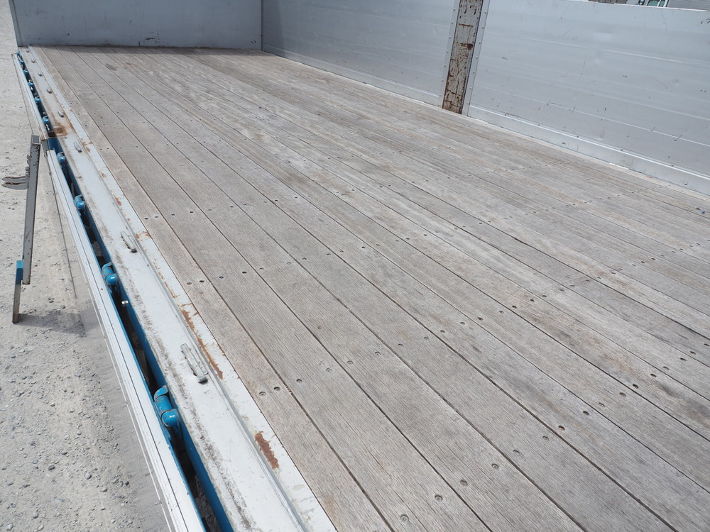 いすゞ フォワード 平ボディ 中型 TKG-FRR90T2 年式 H26[写真22]