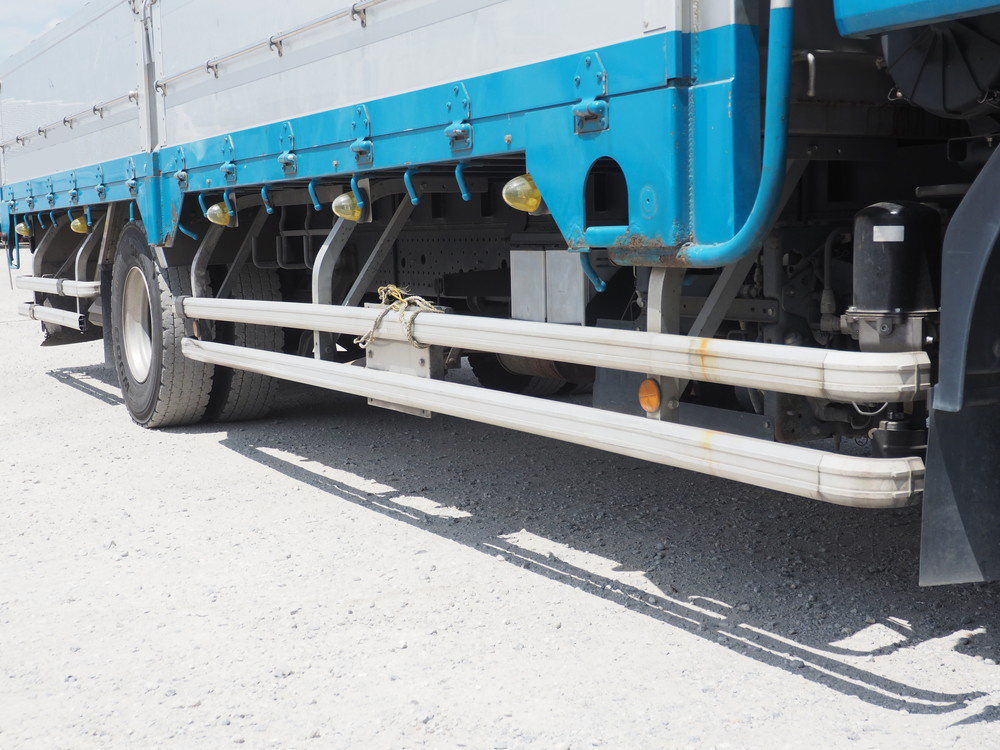 いすゞ フォワード 平ボディ 中型 TKG-FRR90T2 年式 H26[写真17]