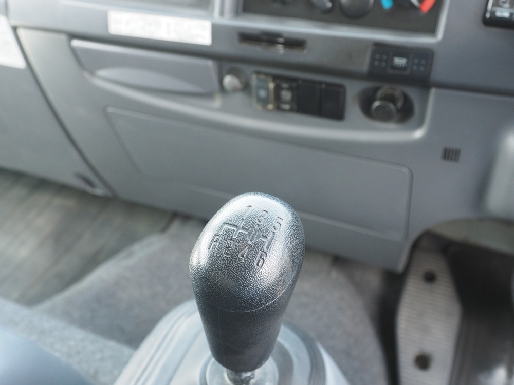 いすゞ フォワード 平ボディ 中型 TKG-FRR90T2 年式 H26[写真51]