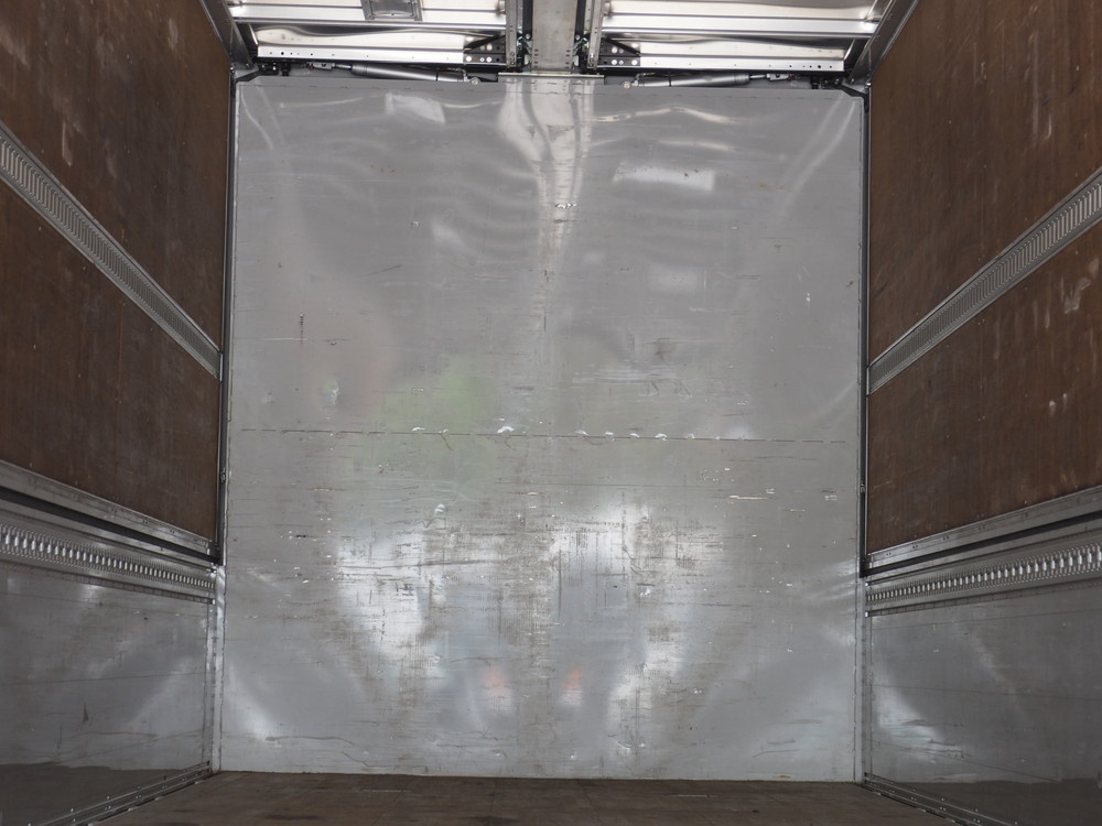 いすゞ ギガ ウイング車 大型 QKG-CYJ77A 年式 H27[写真42]