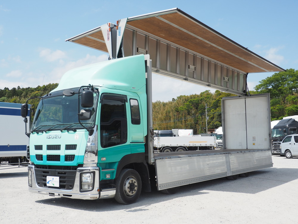 いすゞ ギガ ウイング車 大型 QKG-CYJ77A 年式 H27[写真11]