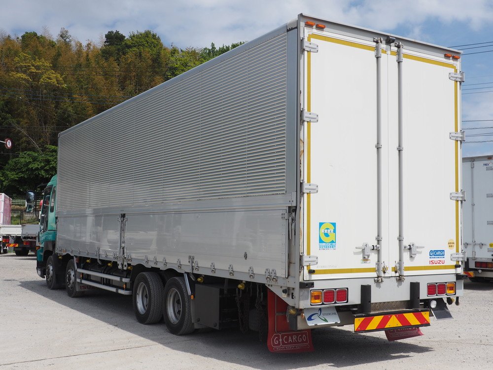 いすゞ ギガ ウイング車 大型 QKG-CYJ77A 年式 H27[写真08]