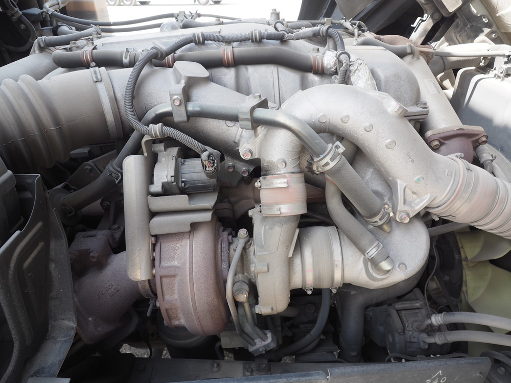 いすゞ ギガ ウイング車 大型 QKG-CYJ77A 年式 H27[写真81]