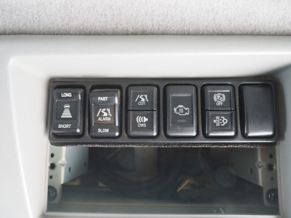 いすゞ ギガ ウイング車 大型 QKG-CYJ77A 年式 H27[写真58]