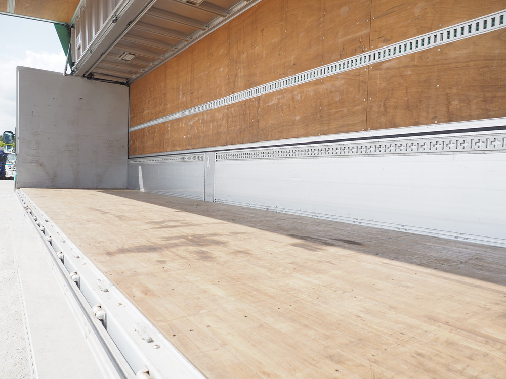 いすゞ ギガ ウイング車 大型 QKG-CYJ77A 年式 H27[写真27]