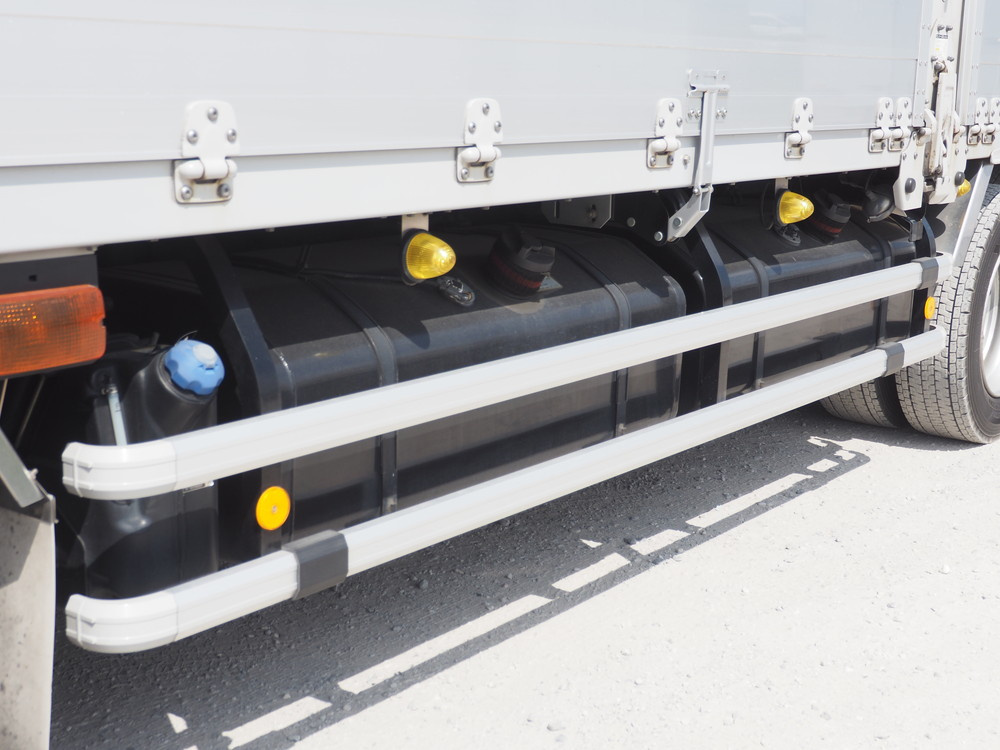 いすゞ ギガ ウイング車 大型 QKG-CYJ77A 年式 H27[写真20]