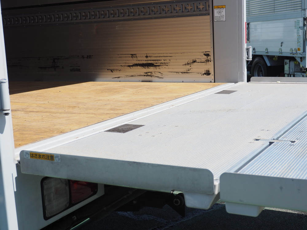 日野 レンジャー ウイング車 中型 2KG-FD2ABA 年式 R1[写真46]