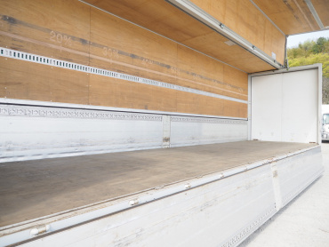 いすゞ ギガ ウイング車 大型 QKG-CYJ77A 年式 H27 [写真20]