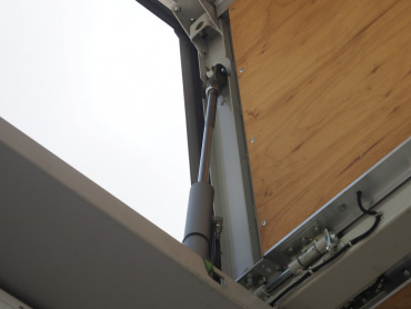 いすゞ ギガ ウイング車 大型 QKG-CYJ77A 年式 H27 [写真13]