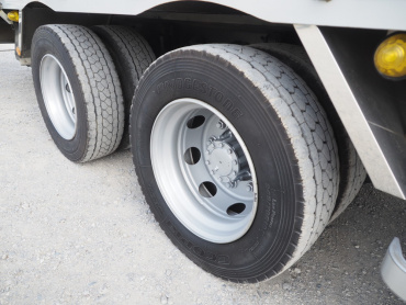 いすゞ ギガ ウイング車 大型 QKG-CYJ77A 年式 H27 [写真50]