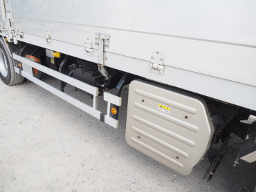 いすゞ ギガ ウイング車 大型 QKG-CYJ77A 年式 H27 [写真10]